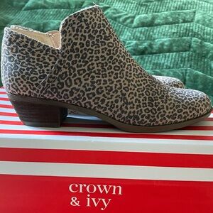 Crown & Ivy Women's Animal Print Ankle Booties